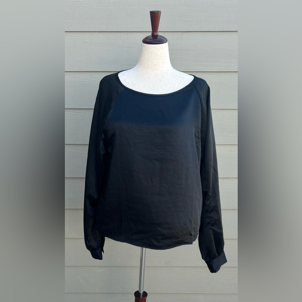 Nwt GAP Women’s Black Silky Blouse Long Sleeve Size XLT